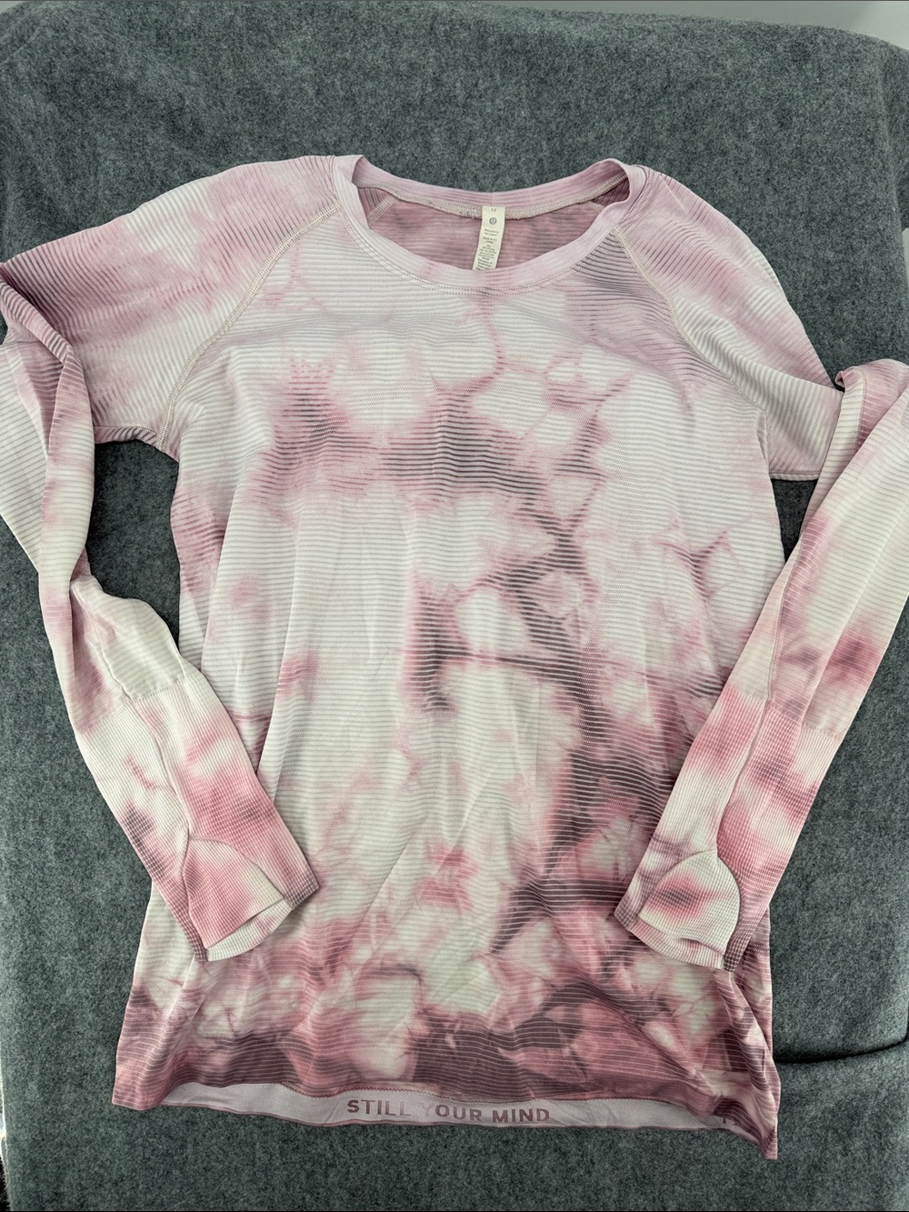 Lululemon Swiftly Tech Long Sleeve Shirt 2.0 Shibori Stripe
Pink Taupe